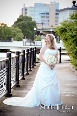 Best Courtyard Lake Lucerne - IW Phillips House Wedding photographer - Sandra Johnson (SJFoto.com)